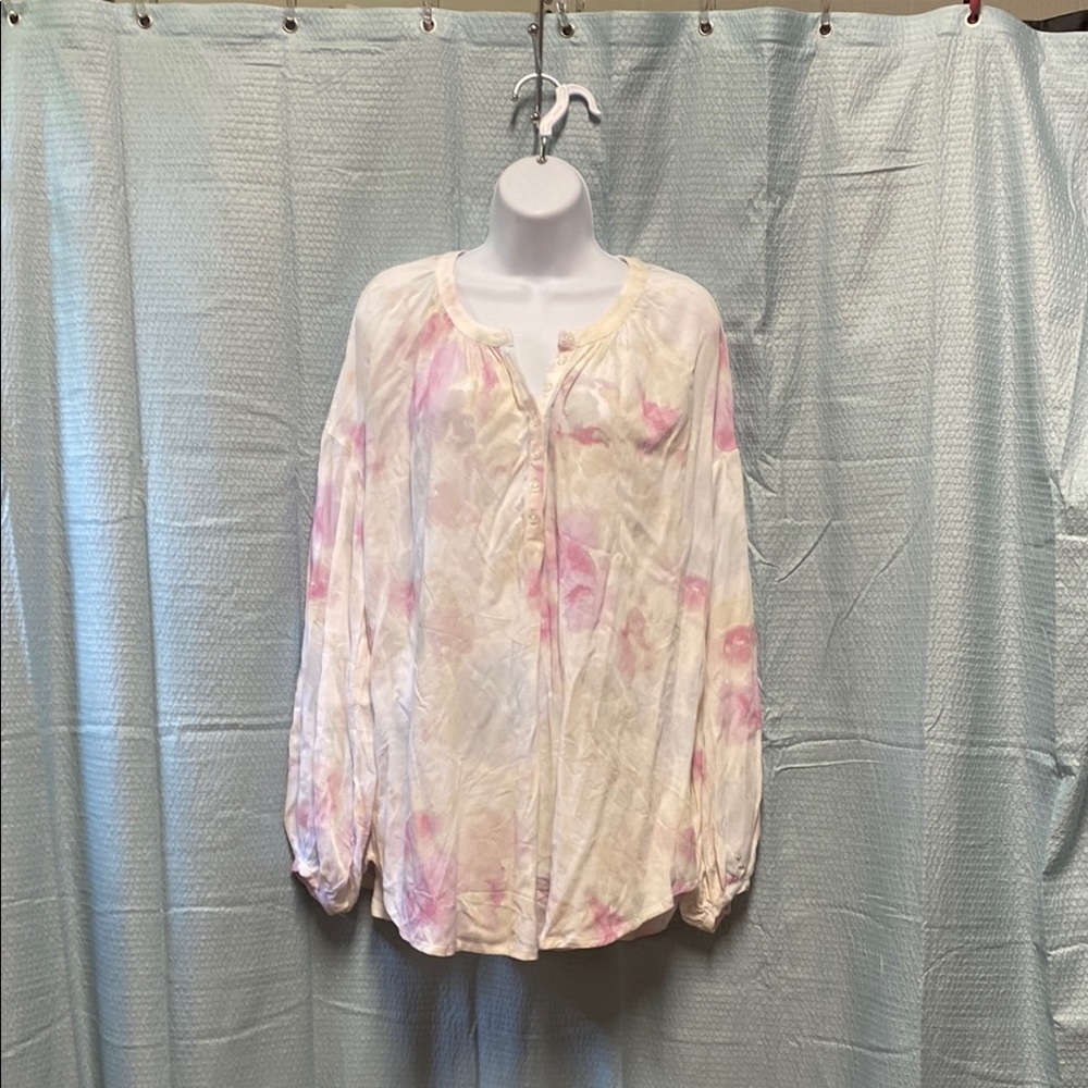 NWT Z Supply Size large Pink and Cream Floral Blouse pastel‎ lightweight v neck